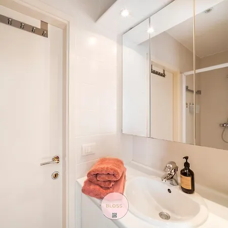 Apartment Picarde By Bloss Gelijkvloers Met Tuin En 50m Met Garage *